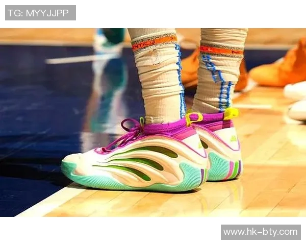 探索泰国篮球鞋的独特魅力与市场潜力,助力运动员提升竞技表现 探索泰国篮球鞋的独特魅力与市场潜力,助力运动员提升竞技表现